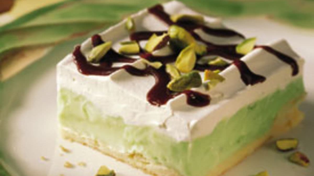Cool Pistachio Dessert